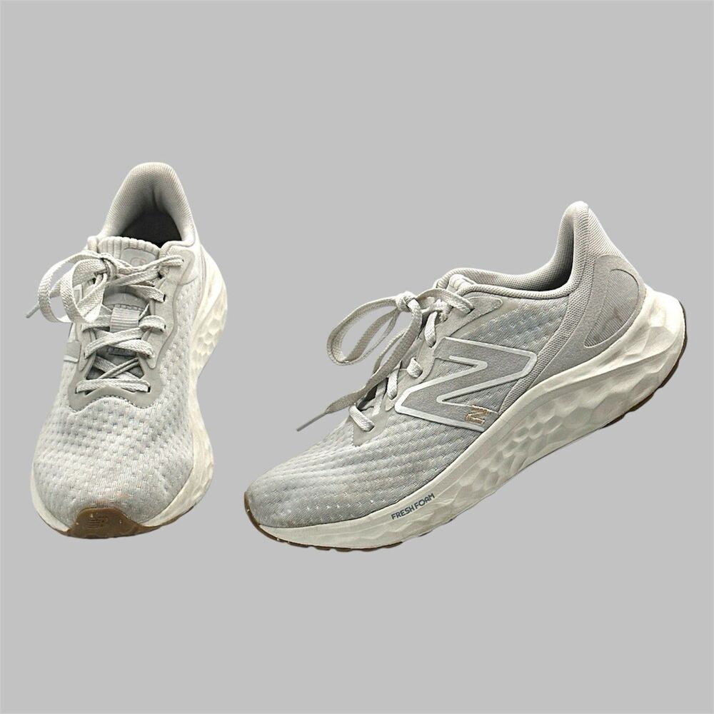 New Balance Shoes Arishi V4 Womens Size 7 Grey White WARISEG4 Fresh Foam